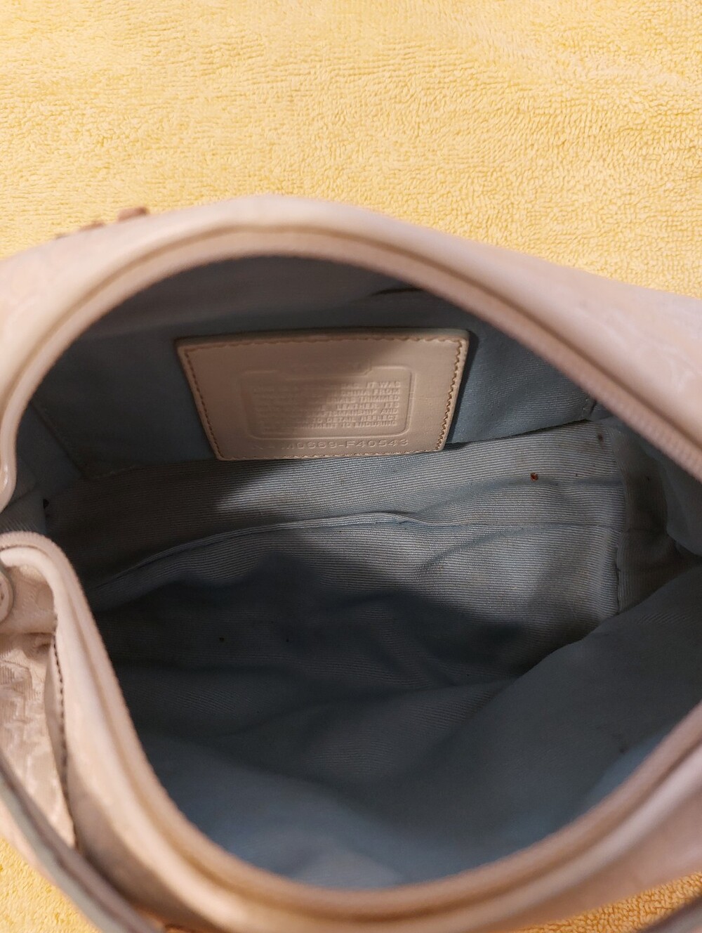 Coach Vintage Mini Bag - Picture 9 of 16